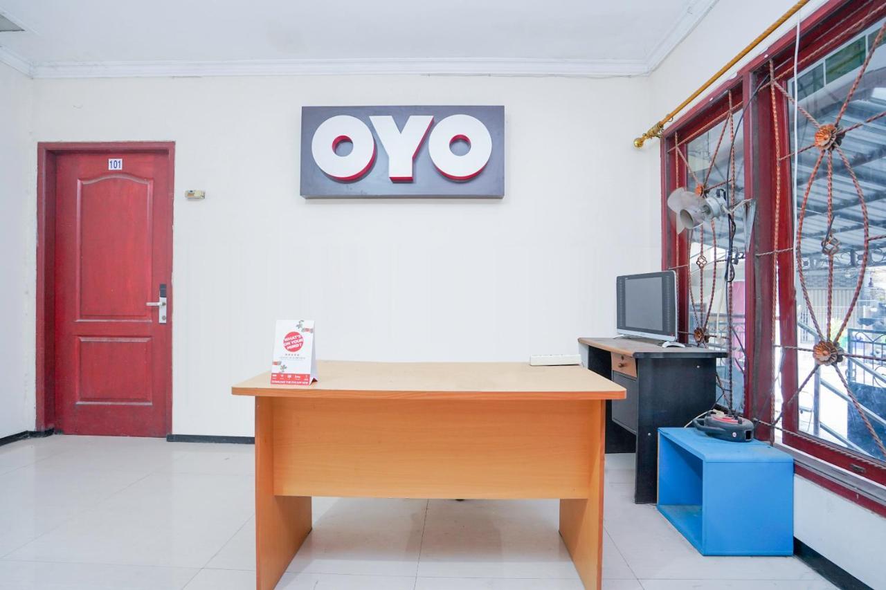 فندق Collection O 1112 Comfitel Siwalankerto Aa4 سورابايا المظهر الخارجي الصورة