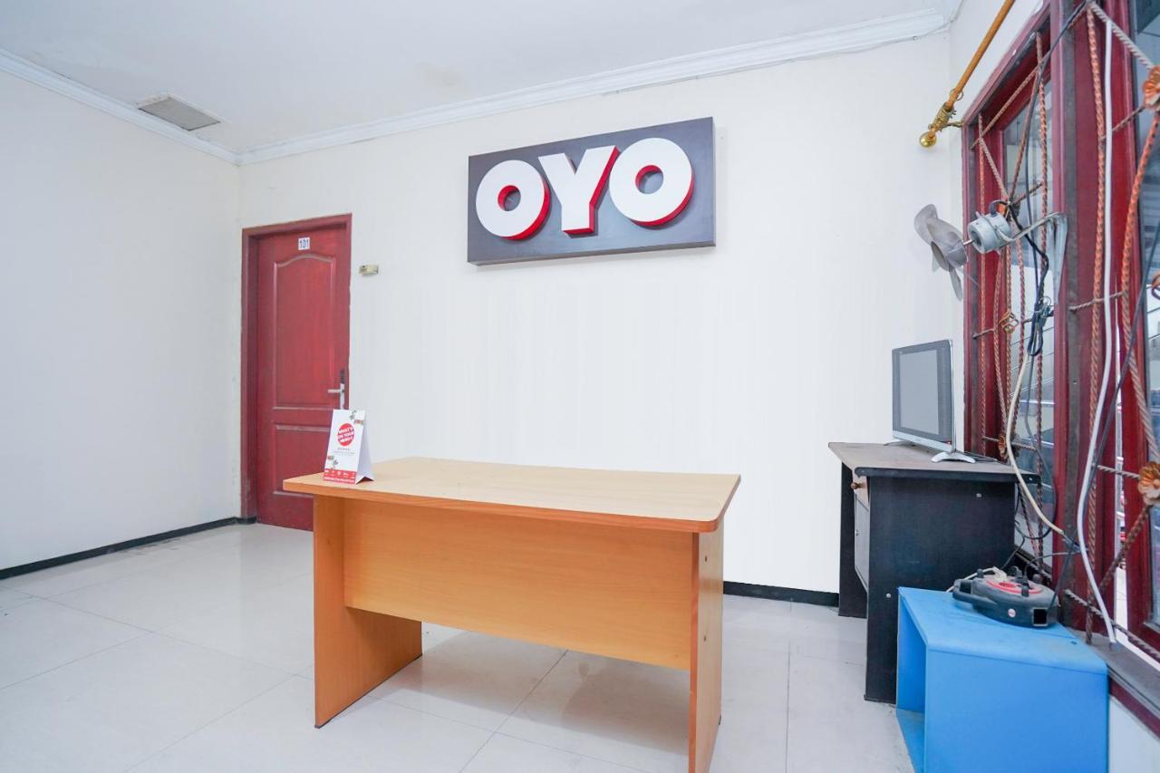 فندق Collection O 1112 Comfitel Siwalankerto Aa4 سورابايا المظهر الخارجي الصورة
