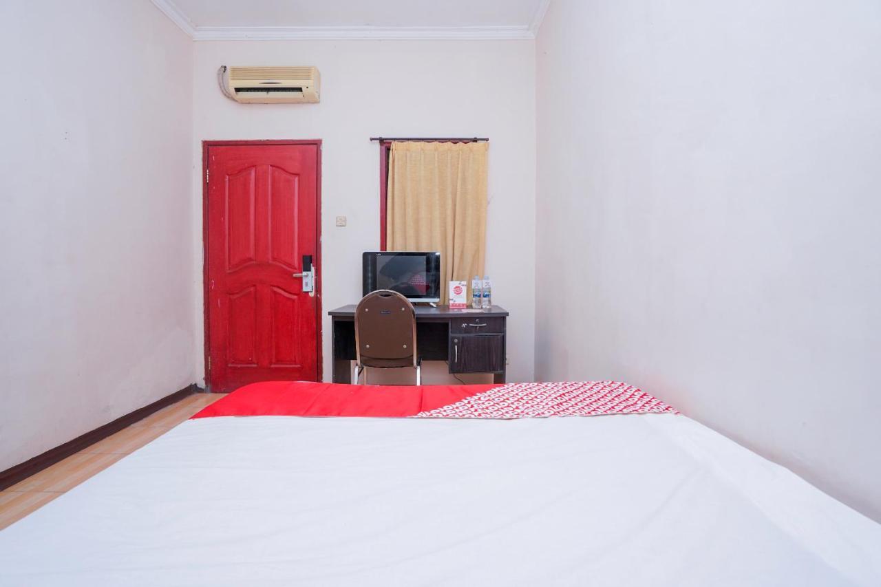 فندق Collection O 1112 Comfitel Siwalankerto Aa4 سورابايا المظهر الخارجي الصورة