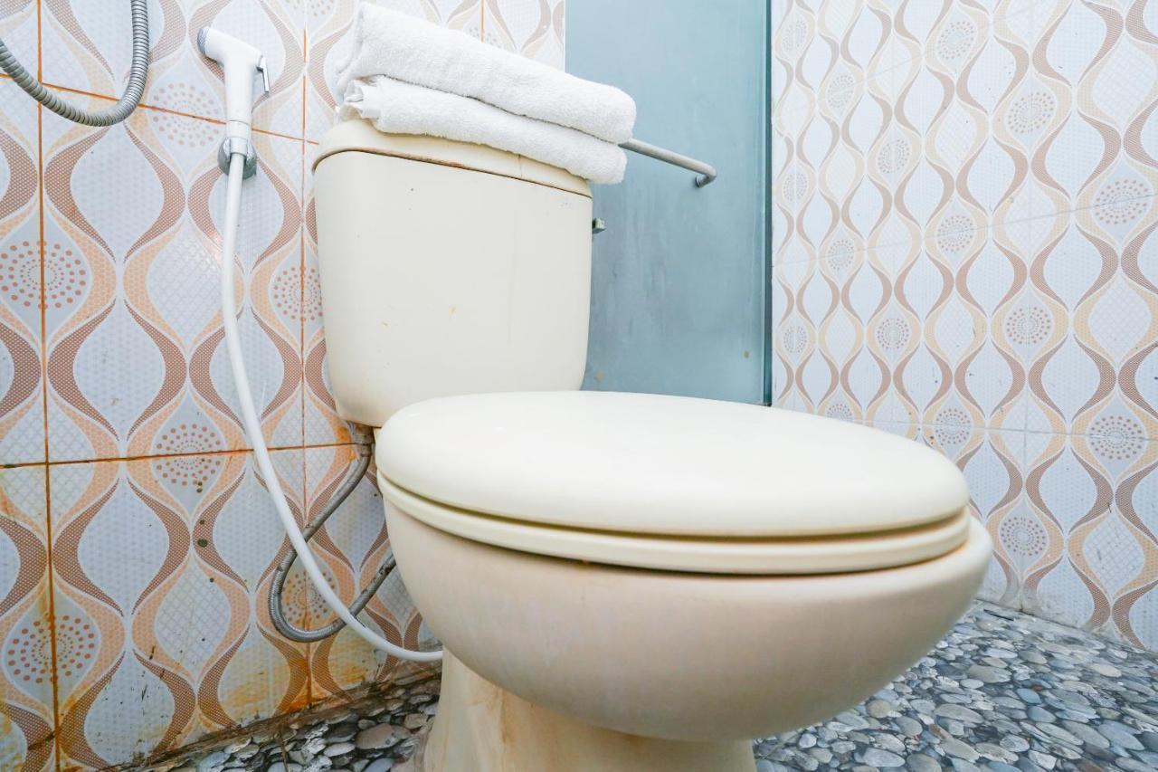 فندق Collection O 1112 Comfitel Siwalankerto Aa4 سورابايا المظهر الخارجي الصورة